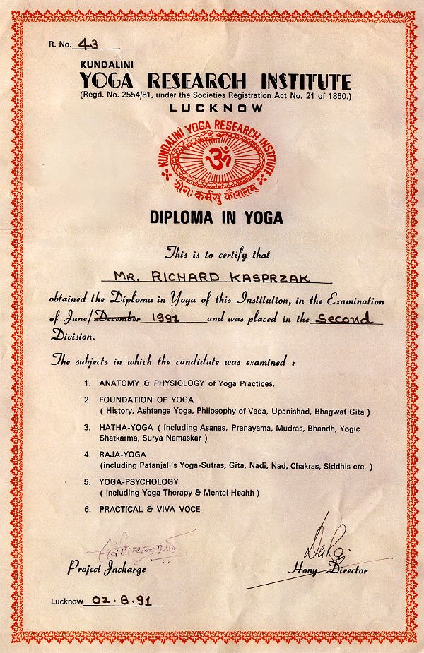 Diploma in Yoga — Kundalini Yoga Research Institute, Lucknow (Indie)